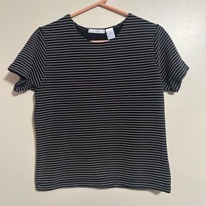 Striped Short Sleeve Tee in Black and White